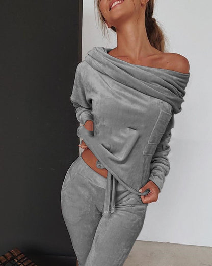 Autumn plush two-piece off the shoulder outfit, stretch twill fabric, gray color.