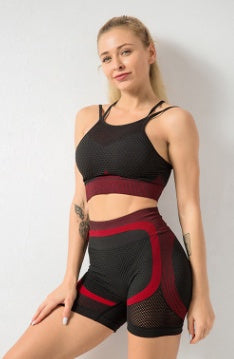 Two-piece set yoga outfits for women, black and red gym clothes.