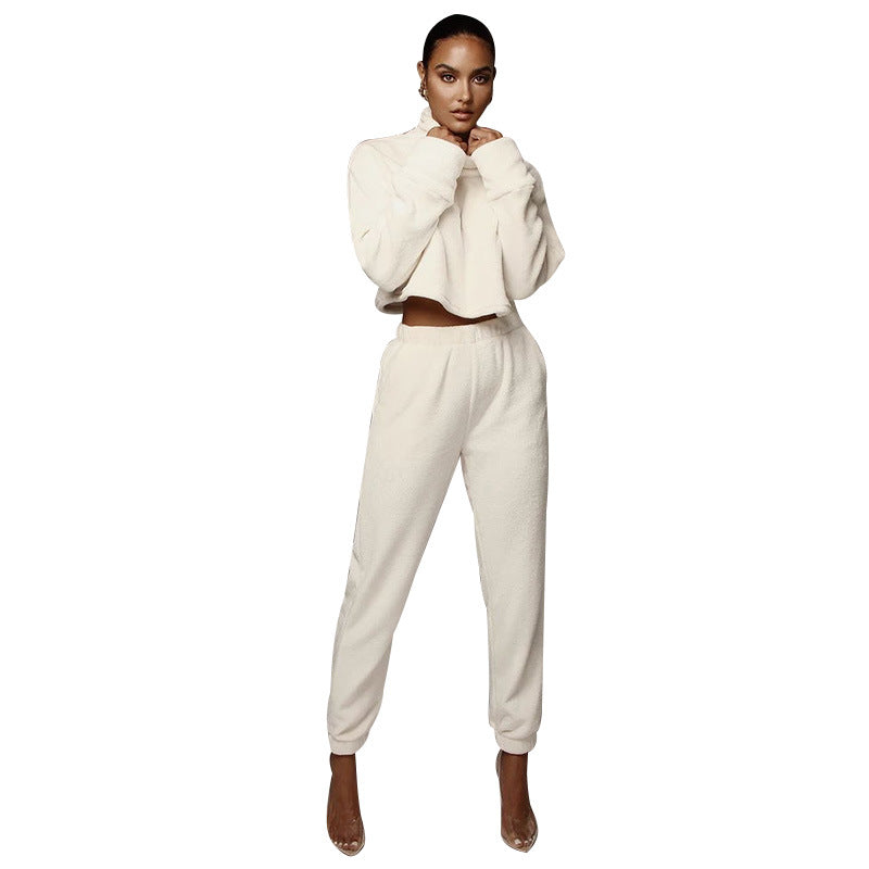 White American sports suit with top and pants made from silver fox velvet fabric for autumn and winter.